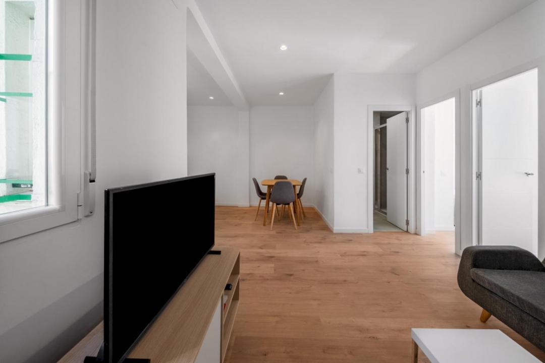 2 Bedrooms 1 Bathroom Furnished - Delicias - Bright - Mintystay مدريد المظهر الخارجي الصورة